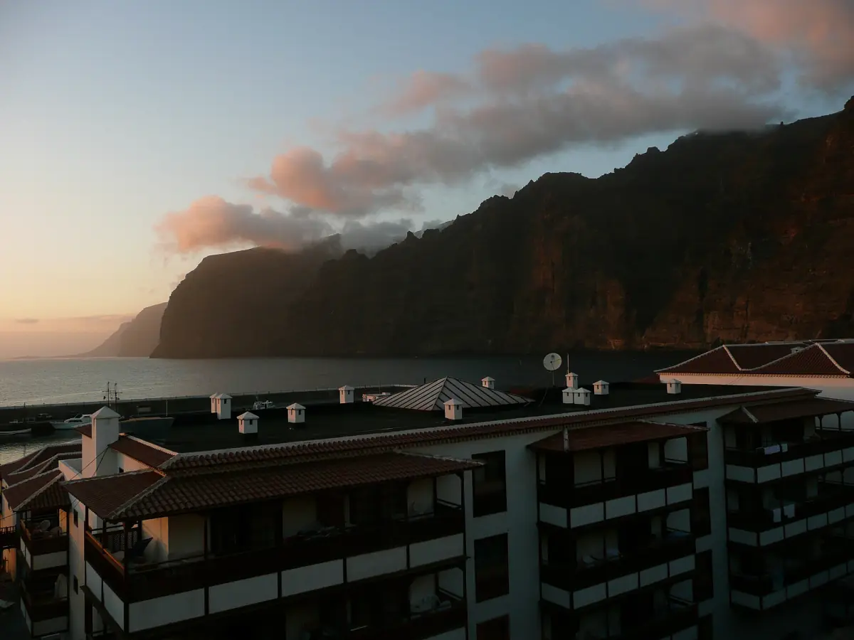 Abendlicht an den Klippen von Los Gigantes